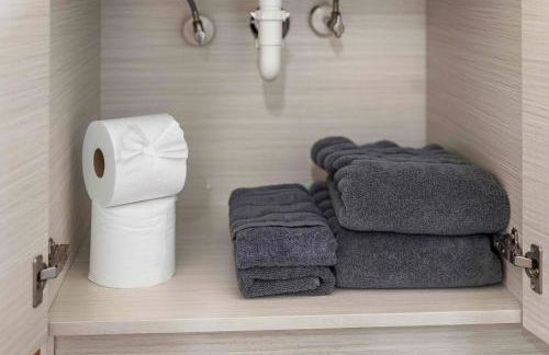 Deluxe Central 1BR 1BA Pool,Hot Tub,Gym,Parking - Foto 28