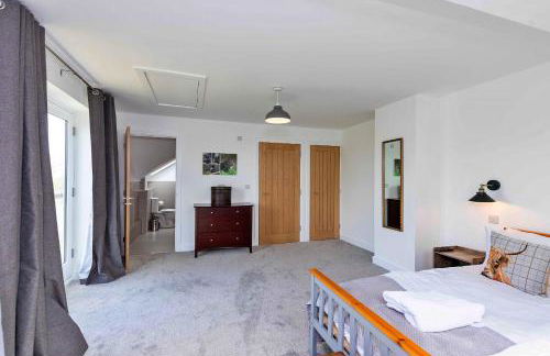 Finest Retreats - The Holt - Photo 11