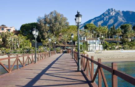 SR Reserva de Marbella 2BDR with private garden - Photo 48