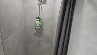 Modern apartment in Toulouse with 2 bedrooms - Photo 2