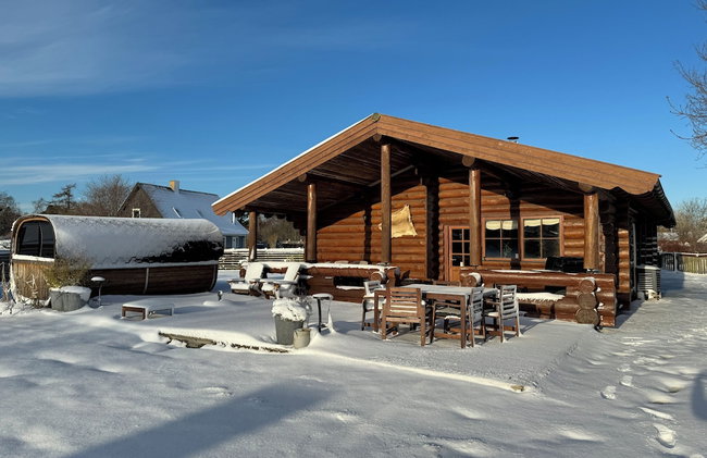 Fjordhygge, Cozy Log Retreat Near Sea & Forest - Sauna & Outdoor Living - Foto 48
