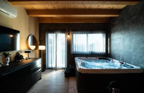 Elorina Home Suite - Photo 30