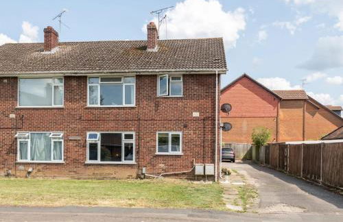 2BDR Peaceful Ground Floor Apartment Free Parking - Pass the Keys - Foto 25