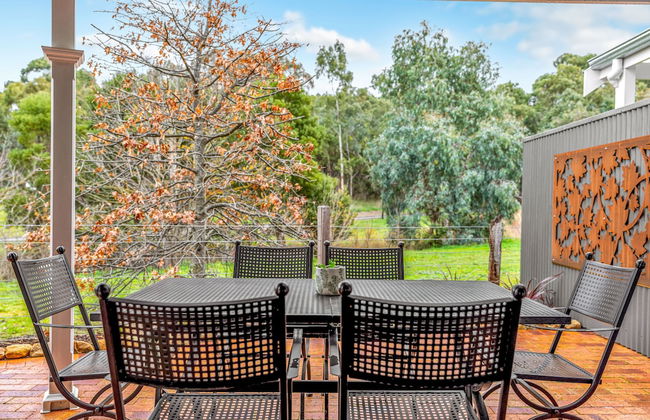 Grandview Accommodation - The Elm Tree Apartments - Photo 42