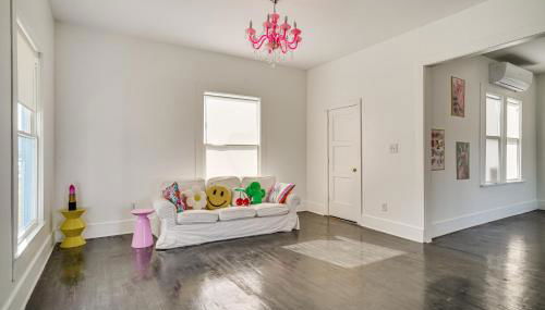 2 Mi to Gator Chateau Vibrant Home with Balcony - Foto 4