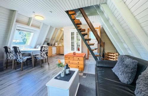 Ivory- Nurdachhaus direkt im Wald, Haustier- und Familienfreundlich - Foto 3