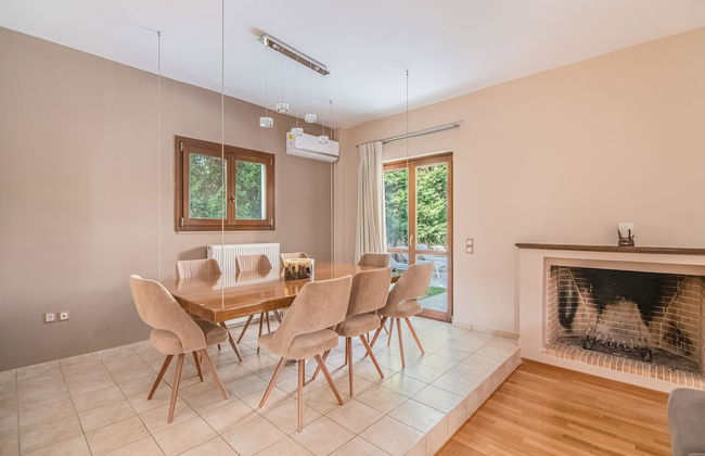 Inviting Villa in Anavissos With Communal Pool - Foto 28