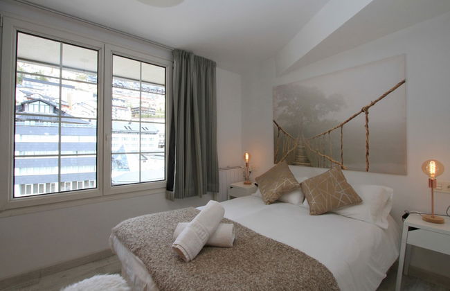 Inside Plaza Sierra Nevada - Foto 8