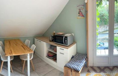 Appartement dans maison avec jardin privatif - Photo 11