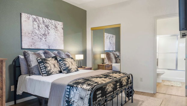 T Time Getaway - Overlooking Golf Views! - Foto 2, Zimmer