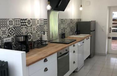 Chez Sophie et Gege. Maison de ville, deux chambres, de plain-pied - Foto 21