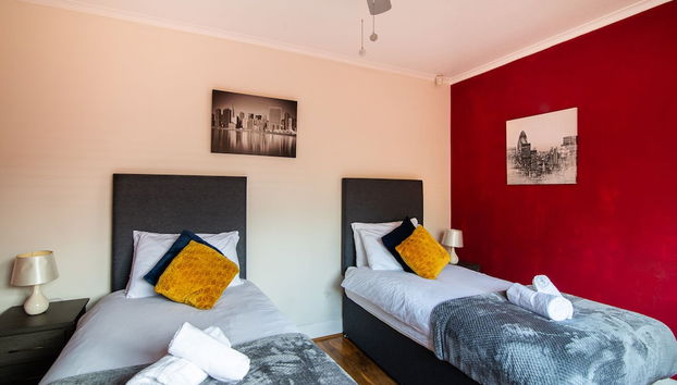 4br-7guests-freeparking-garden-wifi - Foto 2, Habitación