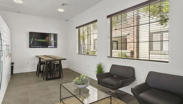 Coin salon dans le hall