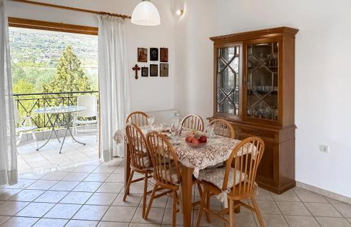 Lovely Home In Kamari Xylokastro - Foto 14
