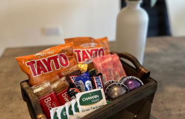 Elegant Modern 2-Bed Apartment steps from Belfast City Centre - Foto 40