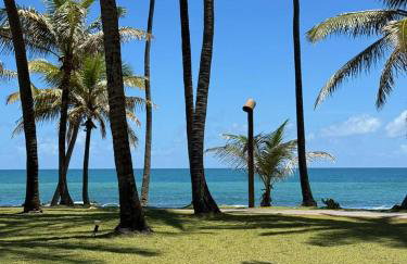 Casa super agradável em Busca Vida a 100m da praia! - Foto 17