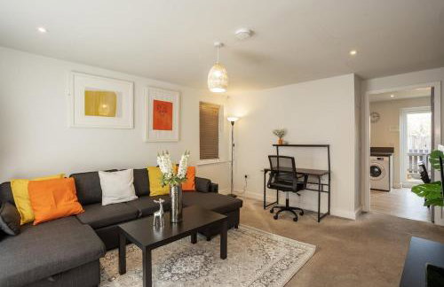 Modern - 3 Bedroom House in Nottingham - Foto 26