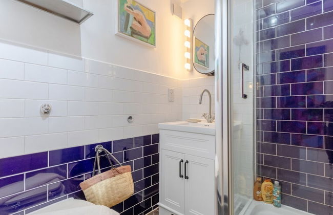 Stunning 1BD Flat w/ Garden Area, Kentish Town! - Foto 17