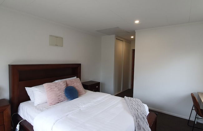 Cheerful 3BR Home - Free WiFi & Netflix - Foto 4