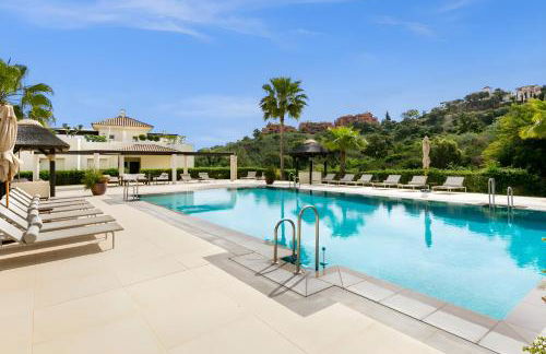 Luxury & Sunny Apartment with Breathtaking View in Marbella East - Foto 22
