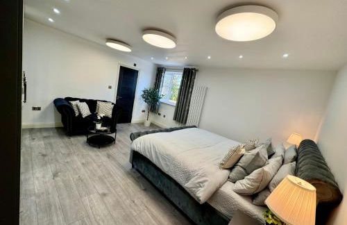 Lux 7 Bedroom residence - Photo 25