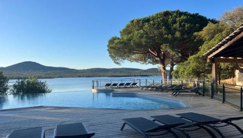 Casa di Daisy - T2 les pieds dans l'eau et piscine - Foto 4, sunbed