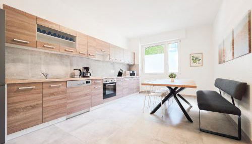 Tolstov Apartments - 3 Room Apartments - Kitchen - Balcony - 5 min to Messe DUS - Foto 5, stove, dishwasher