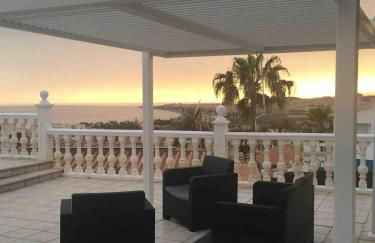 Villa with Private Pool and Gorgeous View - Photo 43