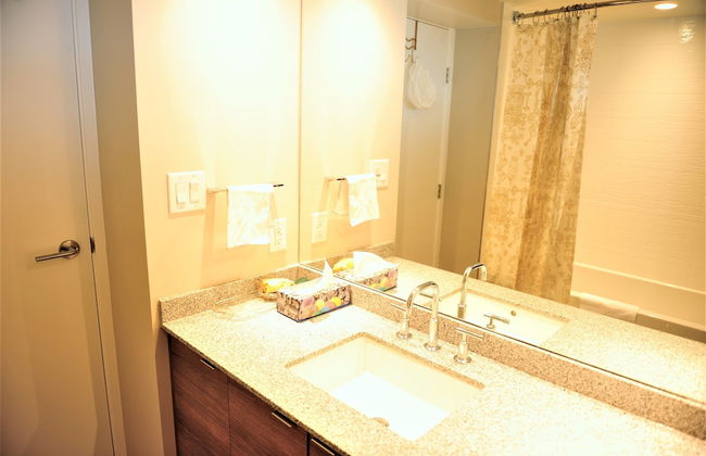 Brand New 1bdr 1den Condo in Vancouver - Photo 15