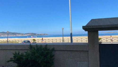 PRIMERA LINEA PLAYA AMERICA - Foto 1