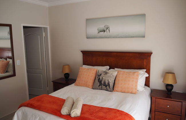 African Eagle Apartments - Photo 13