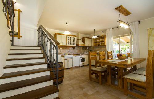 Villa Luca with pool and jacuzzi - Foto 25