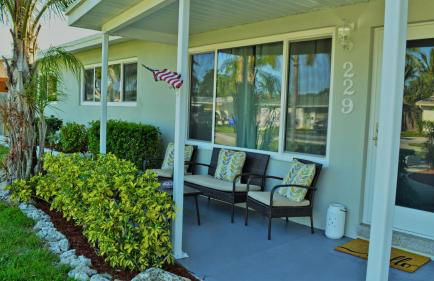 Private heated pool , resort style home , minutes from the beach - Foto 4