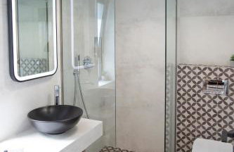 ELFAM CITY SUITES - Photo 10