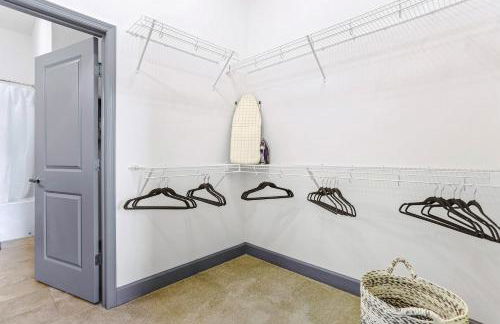 Midtown Escape Inman Park near Mercedes-Benz stadium- Free Parking - Foto 20