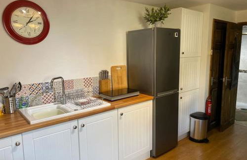 St Catherines, Winterborne Lodge - Photo 32