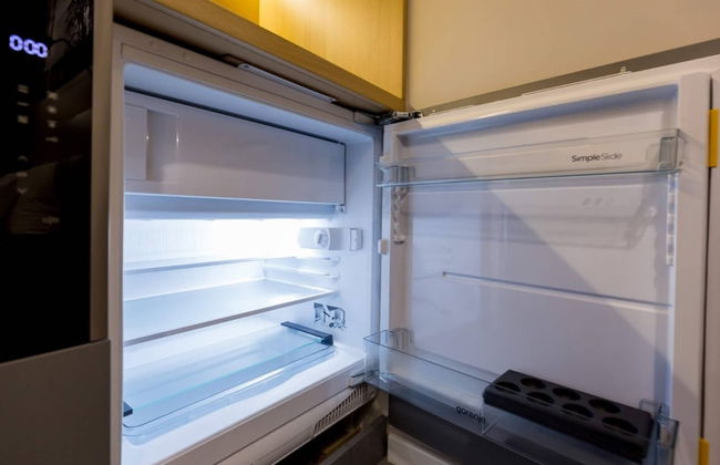 Teanna Lux Apartments - Photo 11