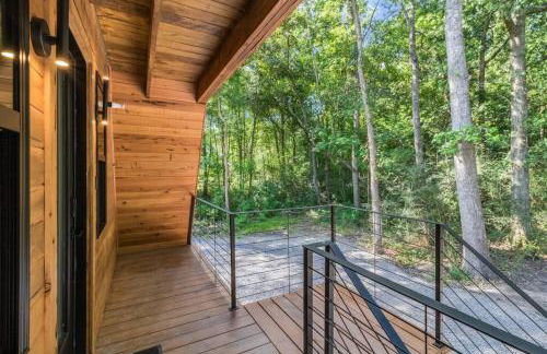 Modern A-Frame Cabin by Rip Van Winkle with Hot Tub - Foto 28