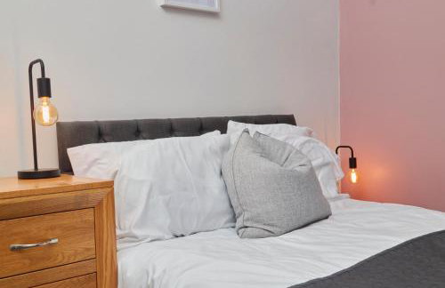 Spacious Bradford House with 4 bedrooms & 6 Beds by PureStay with Parking for 7 nights min! - Foto 37