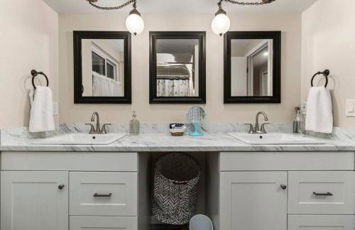 Enjoy Our Lakefront Paradise - Foto 27