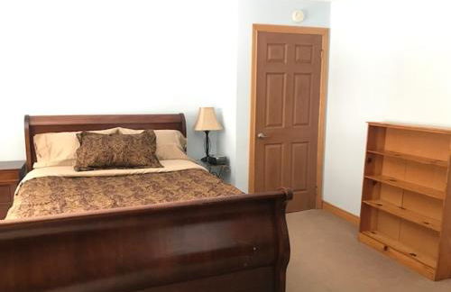 Lakeside Snowmobile - Ski Villa, 4BR 2BA, sleeps 10 - Foto 34