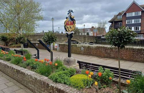 Arundel Central Apartment with parking - Foto 13