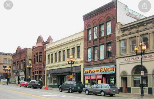 Lovely 5Bed, 3-FullBath ! 5min to free way I-85 - Foto 50