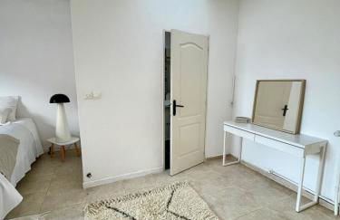 Large 6-bedroom house, close to Lille city center, CHR - Foto 4