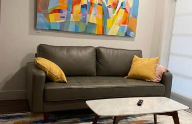 Lovely 2/2 apartment in heart of Santa Monica with free parking - Photo 2