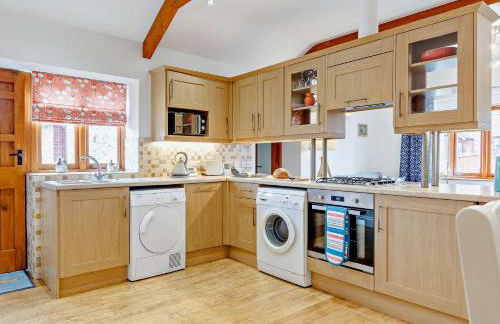 2 Bed in West Buckland 00467 - Photo 7