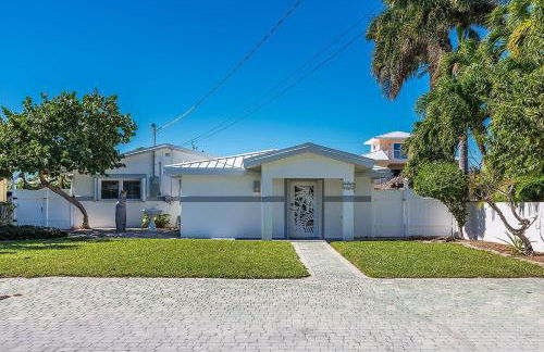 Paradise Cove - Waterfront Private Pool Home, 2 Mins to Open Gulf, 60' Dock - Foto 37