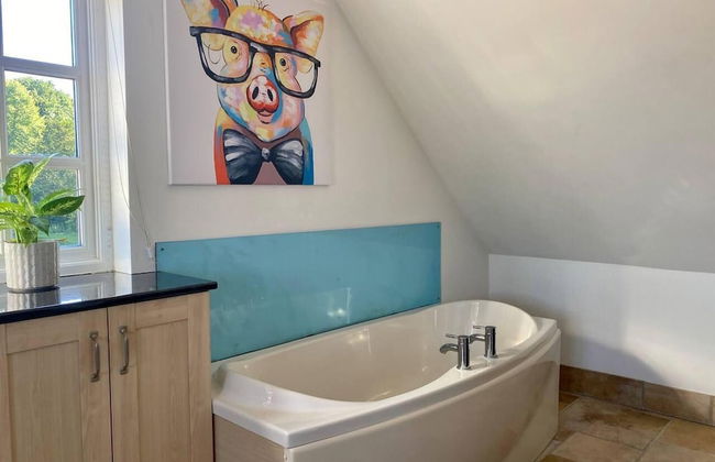 Idyllic Country Retreat With Wow Views & Lush Pool - Foto 37