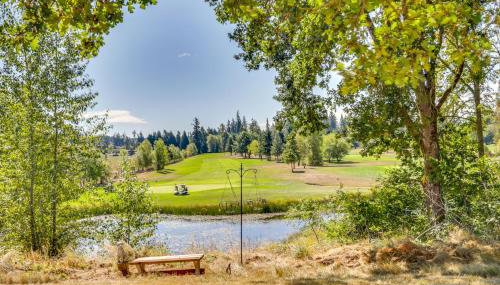 Chehalis Getaway w/ Golf Course View + Fire Pit! - Foto 1