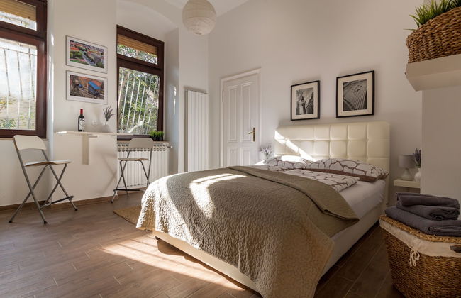 Downtown Zagreb Apartments - Photo 4